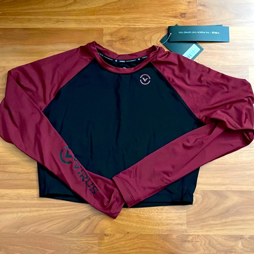 Virus crop top